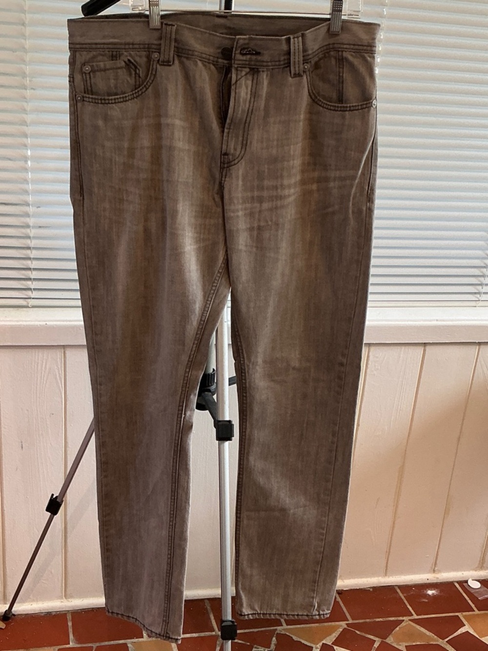 Gray Washed Straight-Leg Jeans Levi’s